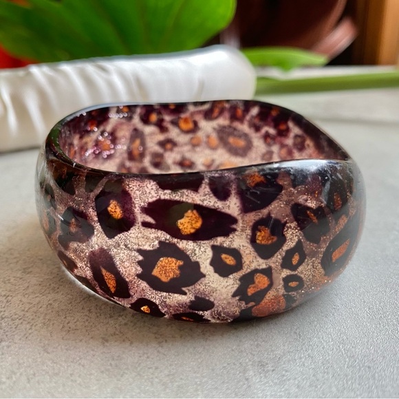 Leopard Chunky Glitter Acrylic Plastic Resin Bangle Bracelets - Picture 5 of 8
